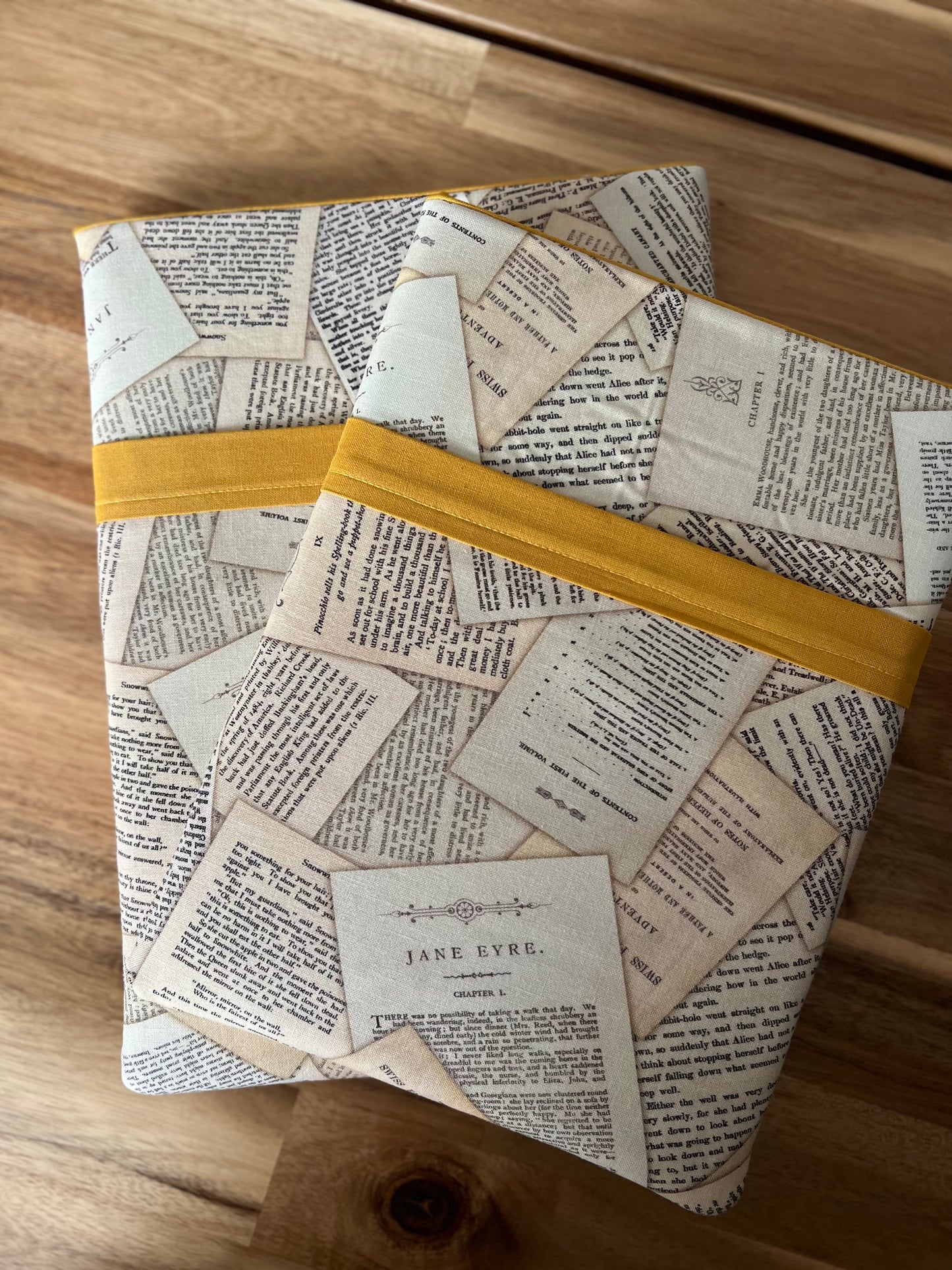 Old books pages Booksleeve