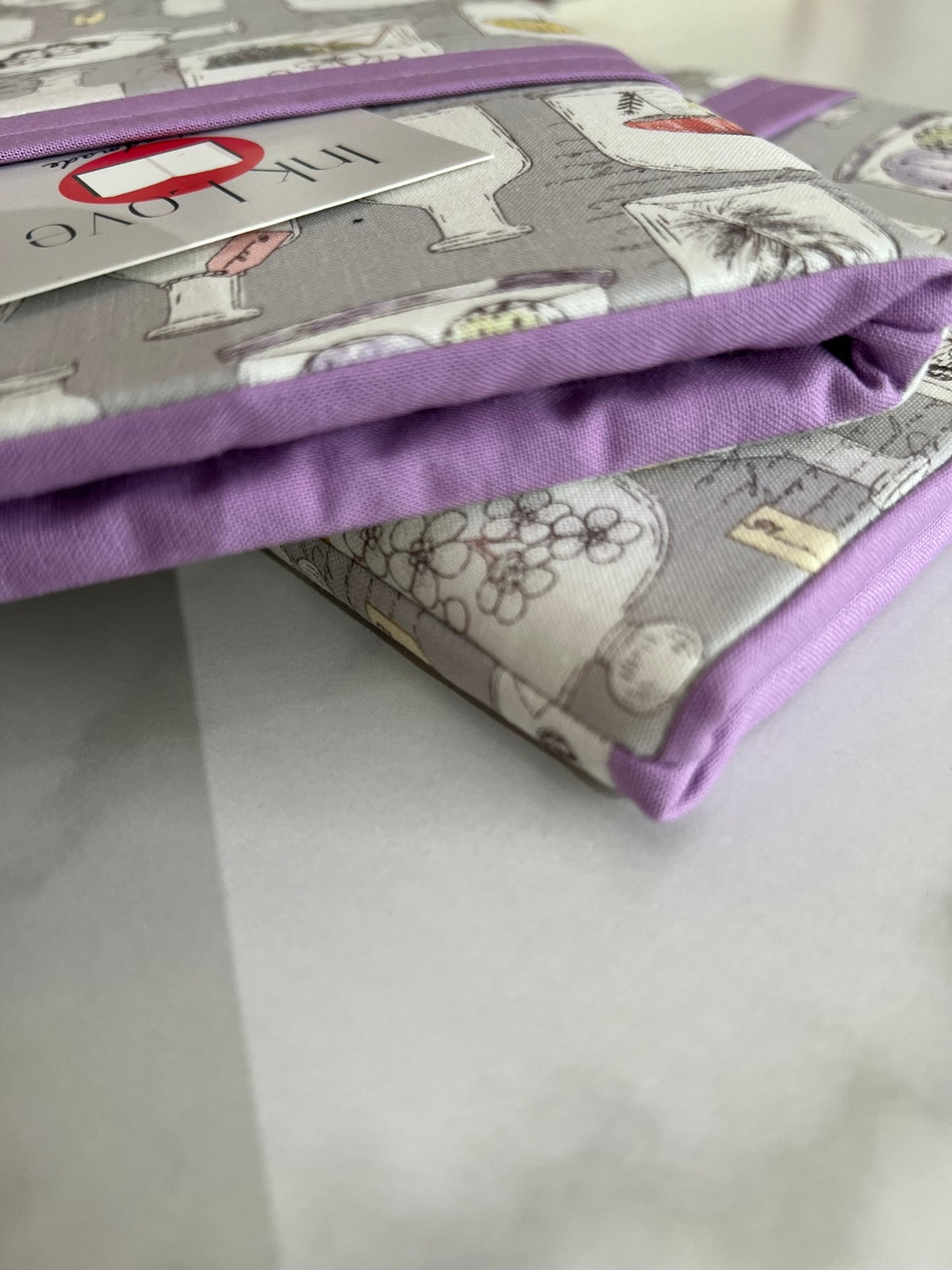 Boticaria Booksleeve