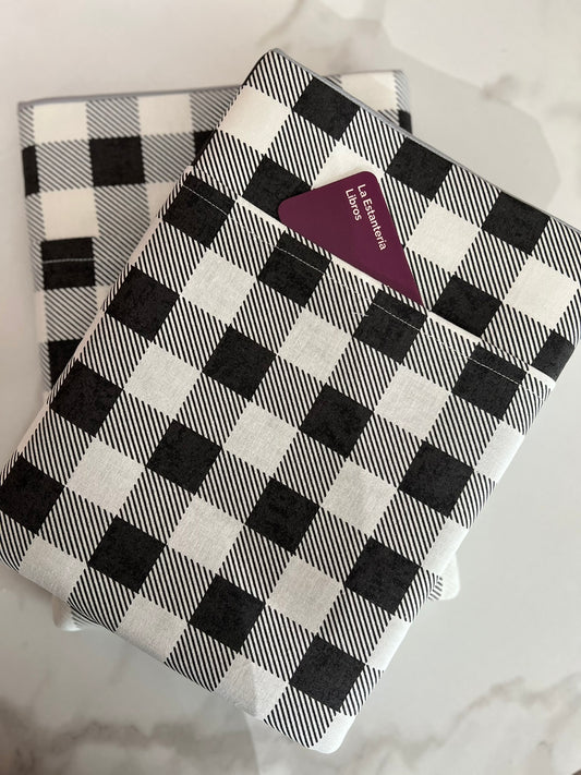 Checkered Booksleeve